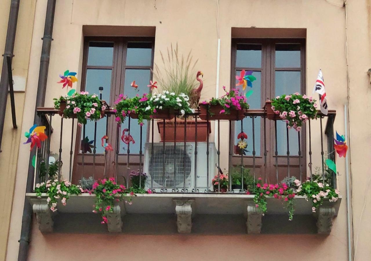 Domu 'E Casteddu Apartment Каляри Екстериор снимка